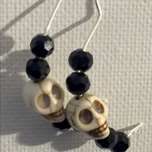 Meet your Posher, Danielle - Picture 3 of 8